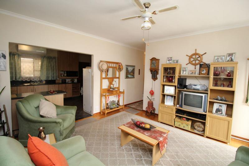 3 Bedroom Property for Sale in Parow Western Cape